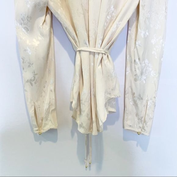 Veronica Beard Ivory Eden Wrap Tie Front Long Sleeve Puff Shoulder Blouse 4 - Picture 10 of 12